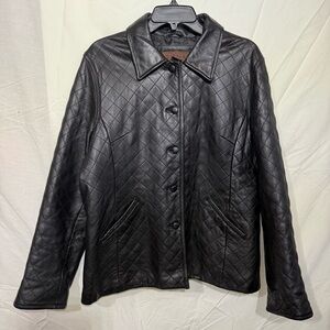 Siena Elegant Black Quilted Leather Jacket Vintage Size 16